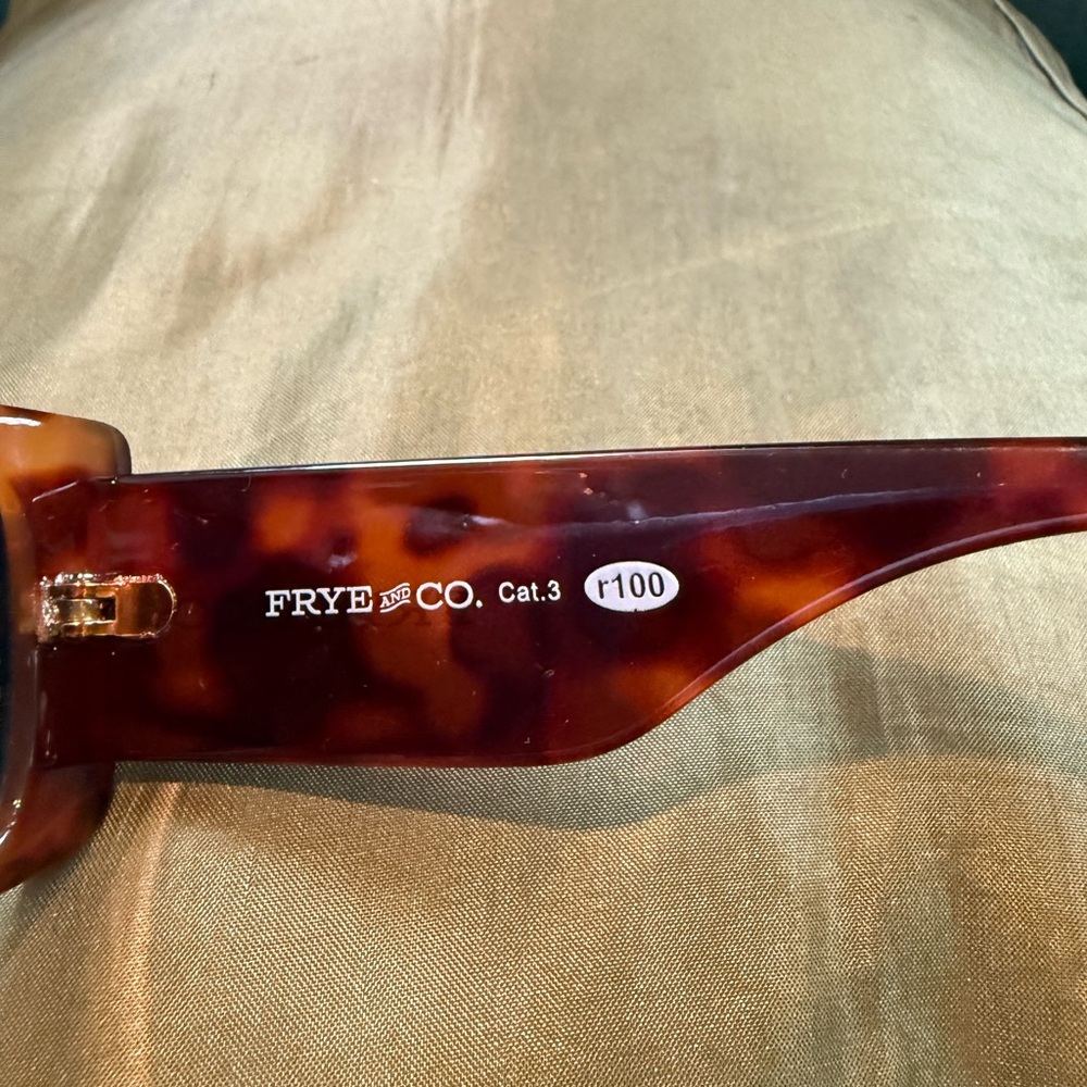 Frye And Co. Tortoiseshell Rectangular Sunglasses - image 4